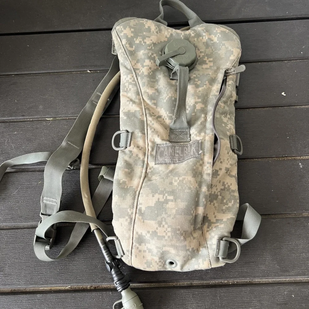 CamelBak Maximum Gear Desert Camo Thermobak 3L 100oz Hydration Pack Backpack